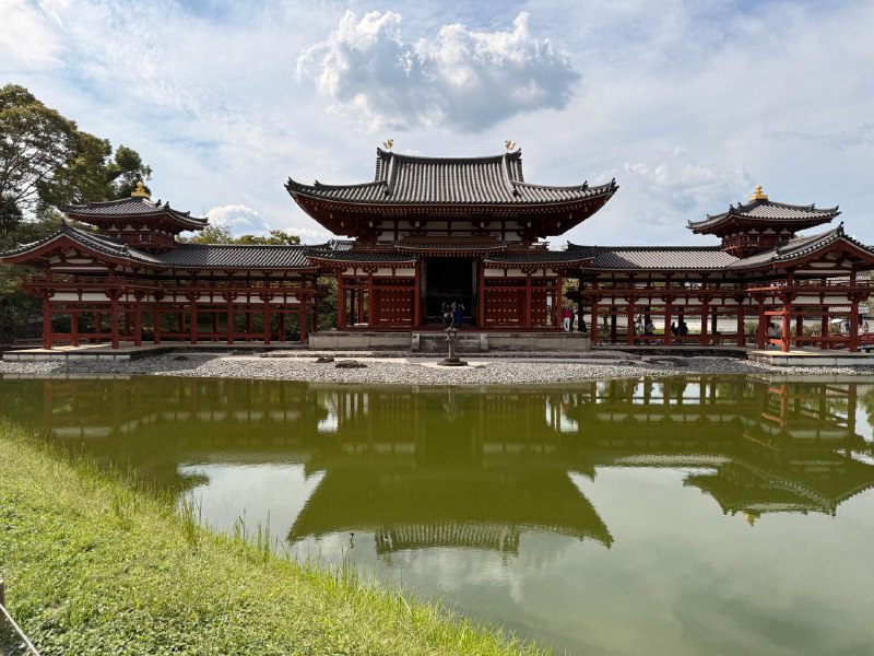 D4 宇治 - 抹茶 - 凤凰堂平等院 - 京吹巡礼这天来到宇治，总算是第一个稍微远离市区的地方了，非常安静，感觉能听到自己的心跳了